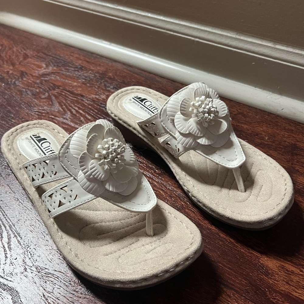 Cliffs white sandals 8
